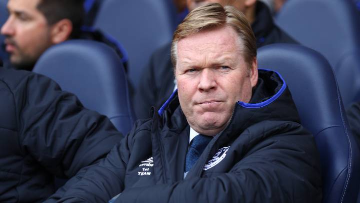 El holandés Ronald Koeman, ex jugador del Barcelona y técnico del Verton, afirmó que siente "lástima" por Van der Vaart, cedido por el Betis en Dinamarca.