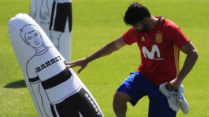 El delantero Diego Costa en la Ciudad del Fútbol.