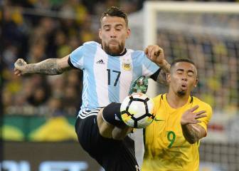 Otamendi le 'partió' la cara a Gabriel Jesus de un codazo