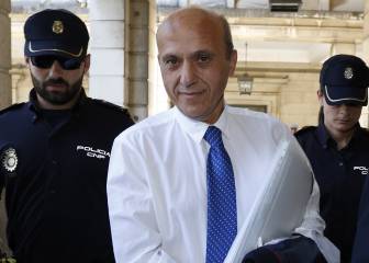 Del Nido obtiene el tercer grado