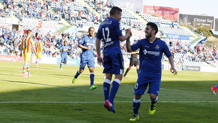 El Betis quiere que el Getafe ascienda a Primera División, pues debería comprar al medio Francisco Portillo y el extremo Dani Pacheco, ambos cedidos en el club azulón.