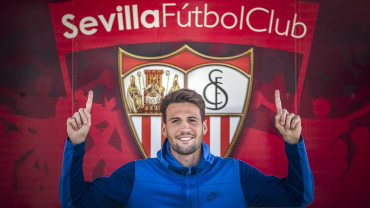 El centrocampista del Sevilla Franco 'Mudo' Vázquez habló sobre el interés de Boca Juniors: "Es lindo". Alabó a Jorge Sampaoli y espera acabar en Belgrano.