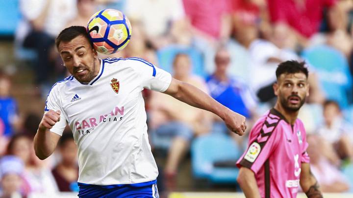 José Enrique ante el Tenerife.