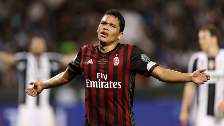 Carlos Bacca: "Quiero quedarme en el Milan"