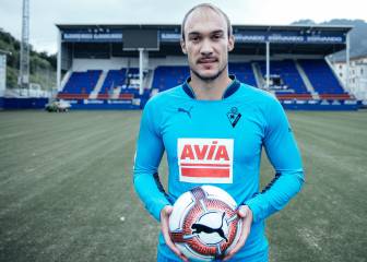 Oficial: Marko Dmitrovic, nuevo portero del Eibar