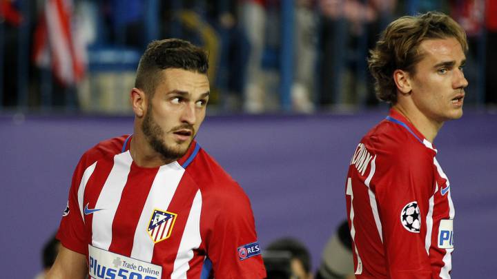 Koke y Griezmann, en un partido con el Atlético de la 2016-17. El primero jugó 54, y el segundo 53