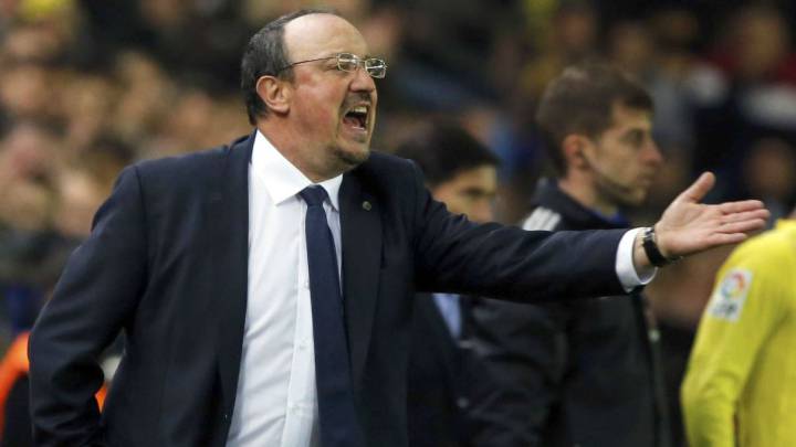 Rafa Benítez, gesticulando durante un partido en su etapa con el Real Madrid.