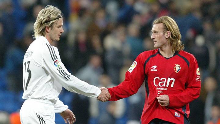 Delporte con David Beckham después de un partido entre Real Madrid y Osasuna.