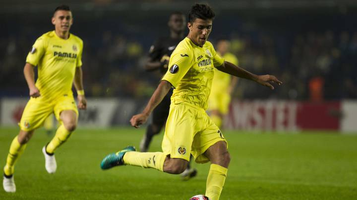 Rodrigo Hernández durante un partido.