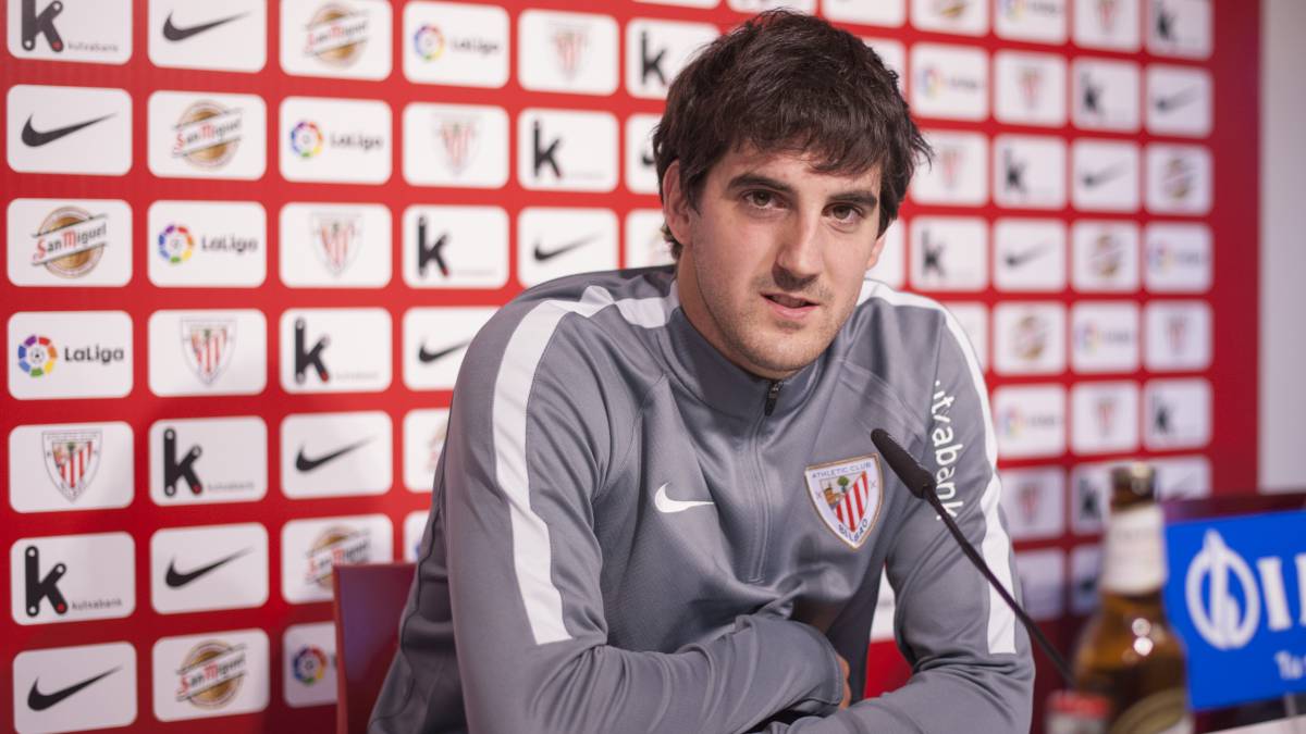 Mikel San José en rueda de prensa