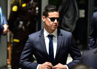 Mendes and Bayern talks speed up to avoid USA trip for James