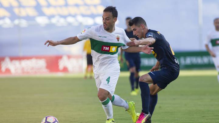 El club medita renovar a Matilla.