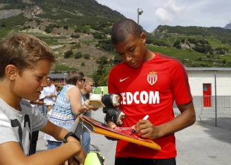 El Mónaco denunciará ante la FIFA a quien hable con Mbappé