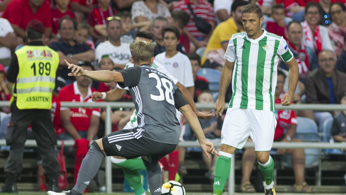 El Betis de Setién pierde ante el Benfica y sigue sin ganar