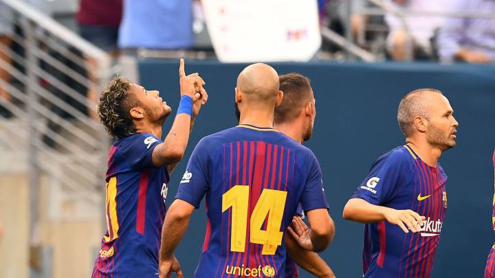 Neymar enchufado: marca los dos primeros de la era Valverde