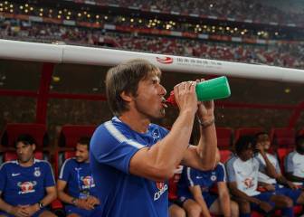 Conte, en apuros al preguntarle si prefiere a Lukaku o a Morata