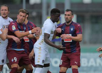 El Eibar vence con claridad y golea al Leeds United