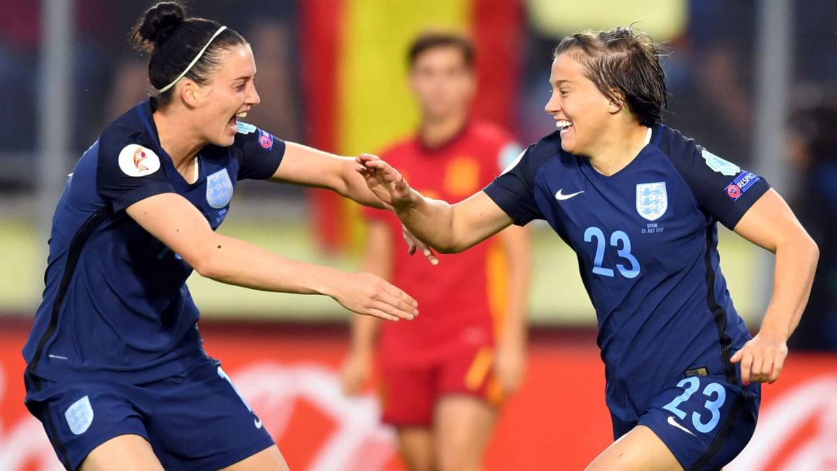 England's forward Francesca Kirby (R) celebrates after scoring a goal during the UEFA Womenx92s Euro 2017 football tournament match between England and Spain at Rat Verlegh Stadion in Breda city on July 23, 2017.