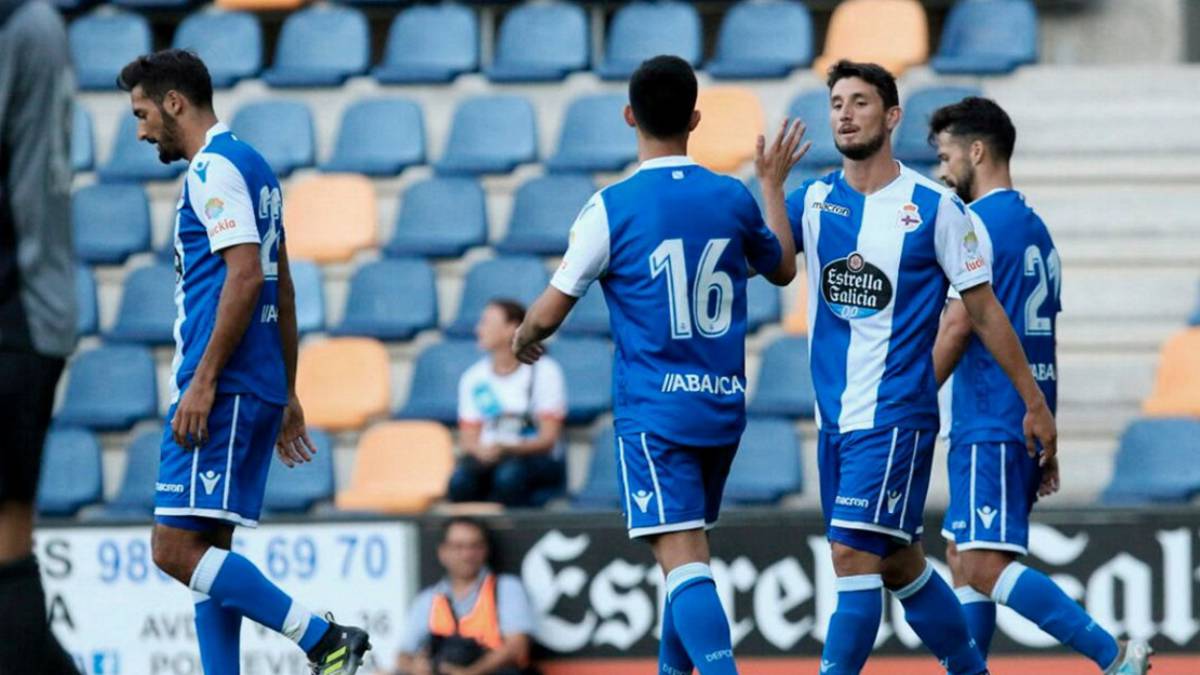 Bakkali se viste de nueve ante el Pontevedra en el debut de Schär