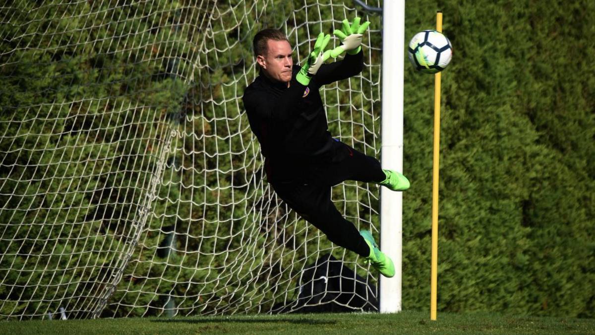 Ter Stegen ha vuelto de vacaciones y se entrenó en solitario