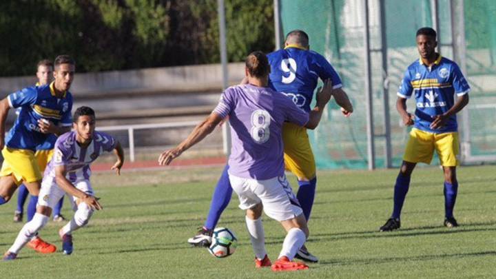 El Real Valladolid se llevó el Trofeo Agustín Villar.