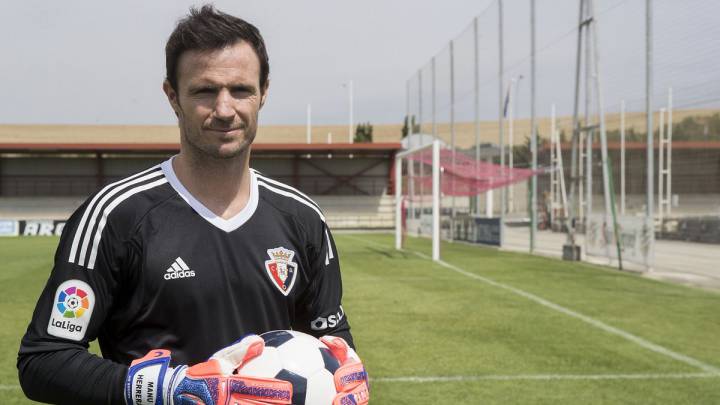 Manu Herrera en su presentación con Osasuna