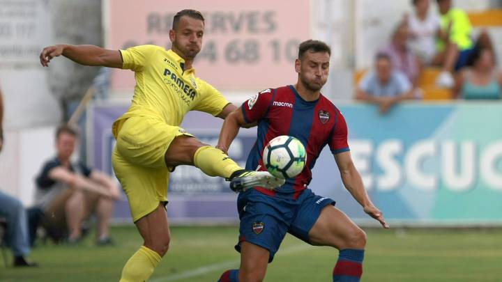 Soldado closer to Fenerbahce as striker misses Villarreal training