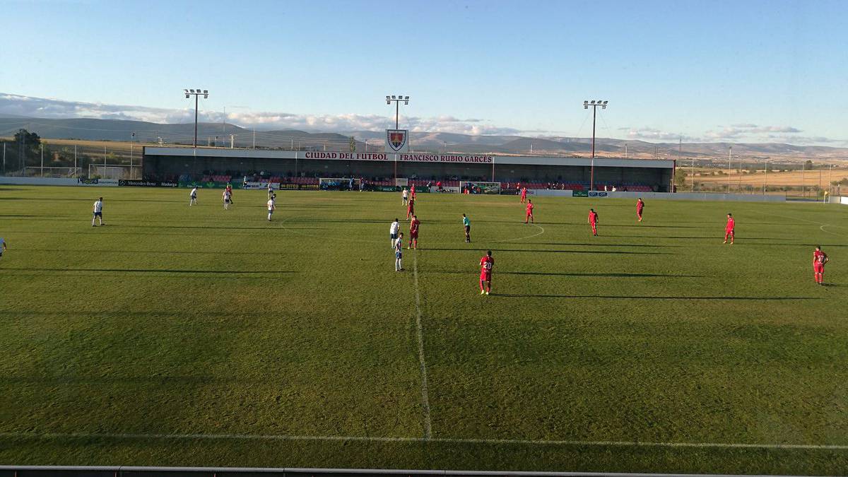 El Numancia empata en su penúltima prueba