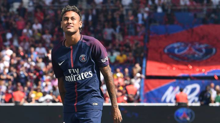 Neymar in line for PSG debut at Guingamp after Barça receive €222m