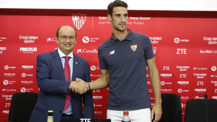 Sergio Rico ha firmado su renovación con el Sevilla