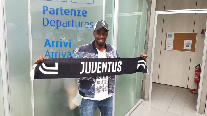 Matuidi posando en Turín.