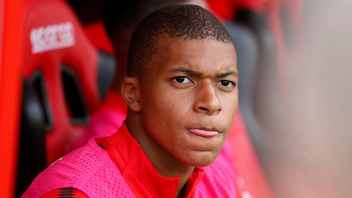 Kylian Mbappé left out of Monaco squad to play Metz