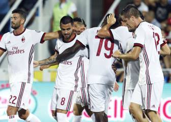Milán e Inter han vuelto: goleadas ante Crotone y Fiore