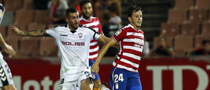 Granada y Albacete vuelven a Segunda con un empate