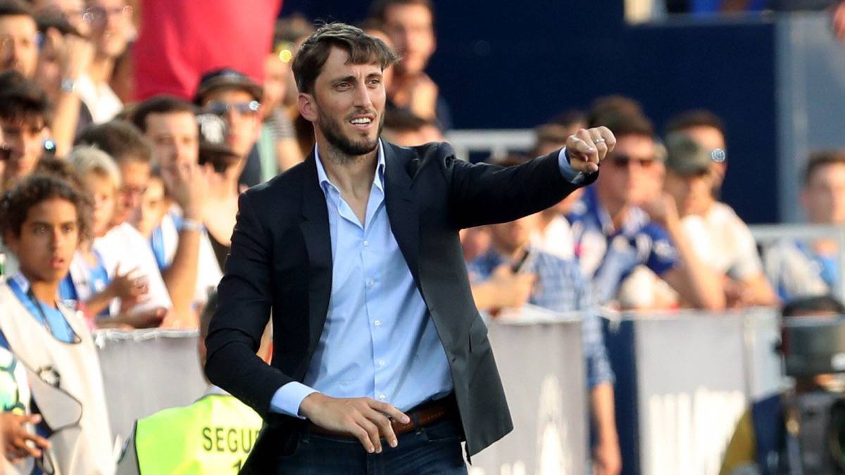 Messi guía al Barcelona en su expedición a Mendizorroza