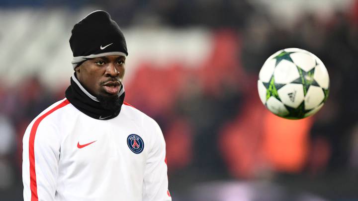 Aurier vive un infierno en el PSG tras su vídeo contra Blanc e Ibra