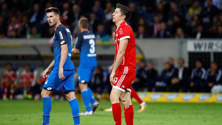 Effenberg, harto de Lewandowski, pide al Bayern venderle