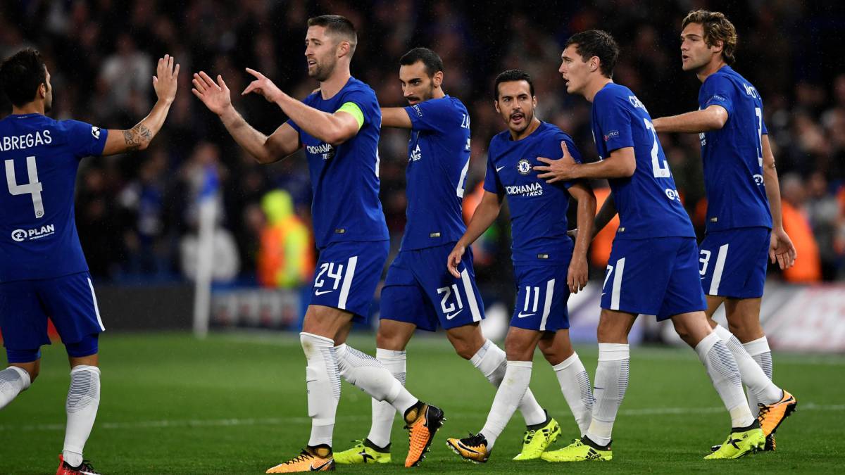 El Chelsea celebra el primer gol del partido, que marcó Pedro.