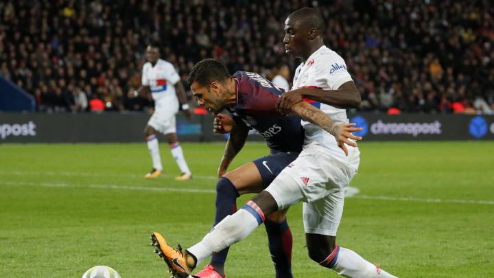 El Lyon critica el arbitraje con el PSG: "El éxito sonrió al poderoso"