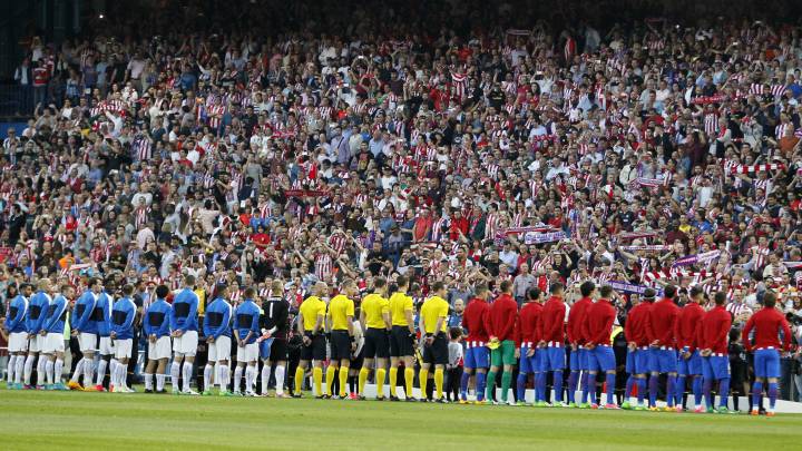 Formaciones del Atlético de Madrid, que el miércoles recibe al Chelsea)-Leicester, último rival inglés en jugar en 'casa rojiblanca', de la ida de cuartos de final de la Champions League 2016-17.