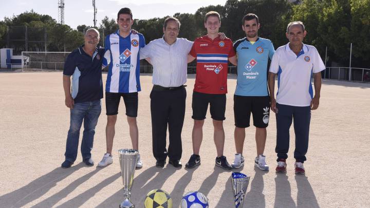 De izquierda a derecha: Emilio Cazares, Pablo Marrón, Enrique Fernández, Alberto Blasco, Alejandro Delgado “Delga” y Felipe Delgado.