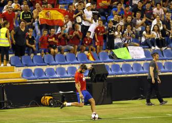 División de opiniones hacia Piqué en el entrenamiento