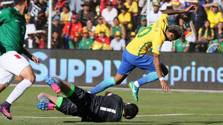 Neymar choca contra un muro llamado Lampe