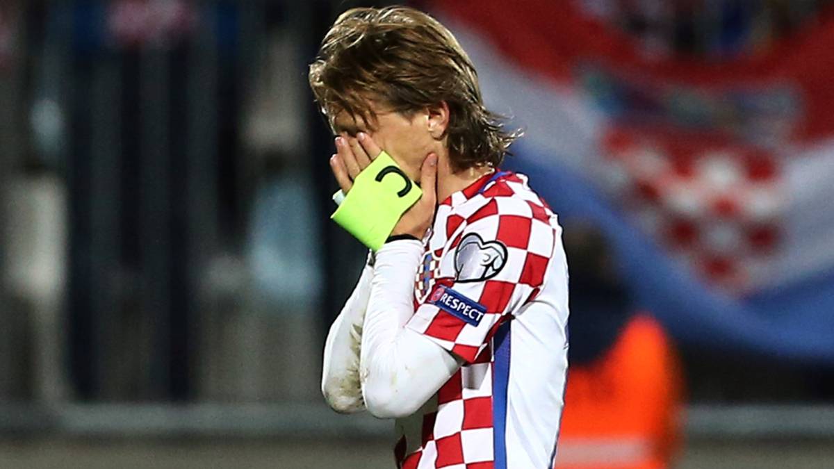 Croacia se complicó el Mundial empatando ante Finlandia.