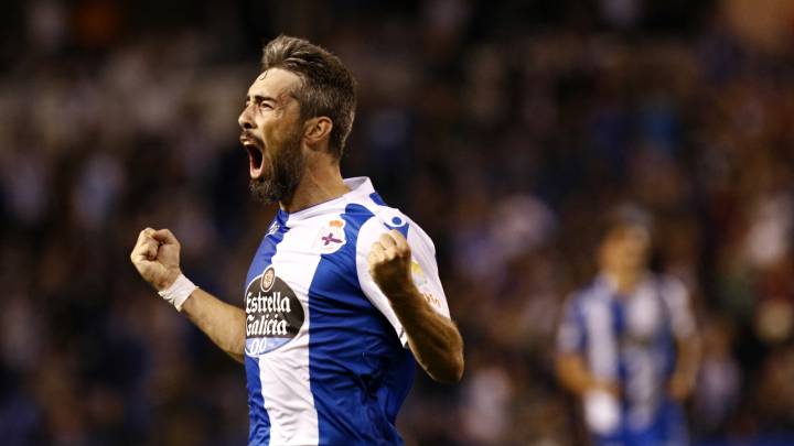 Luisinho, celebrando el gol que le dio la victoria al Deportivo ante el Alavés (1-0).