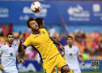 Borja Lázaro se rompe el ligamento interno de la rodilla