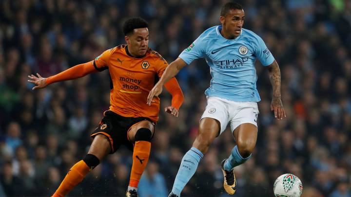 El lateral brasileño del Manchester City, Danilo Luiz, durante la Carabao Cup.