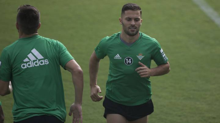 Durmisi vuelve al grupo tras perderse tres partidos