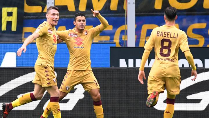 Iago Falque celebra su gol.