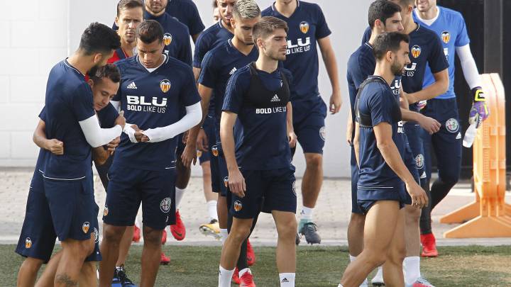 Orellana podría cambiar de equipo en España en enero